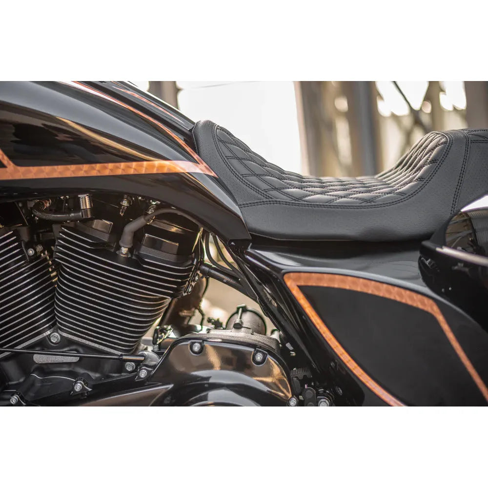 EXTENDED "FLOW2" GAS TANK & SIDE COVER KIT – TOURING MODELLE (09-23)
