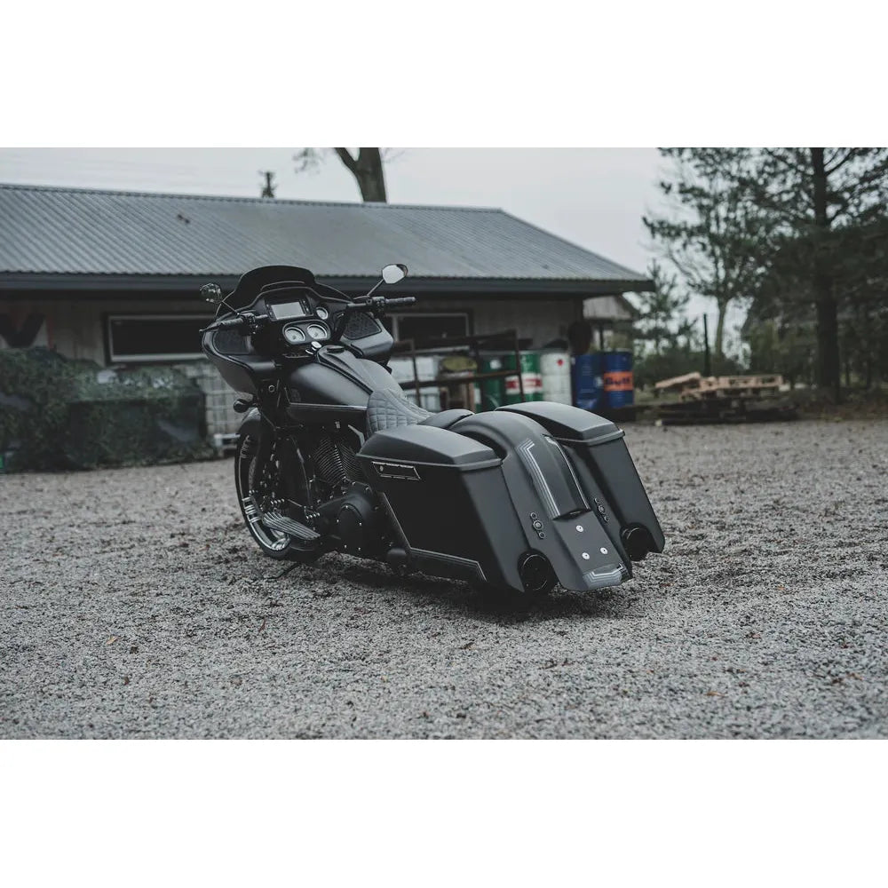 5" STRETCH DOWN BAGGER/KOFFER SADDLEBAG FÜR TOURING MODELLE (1996-2023)