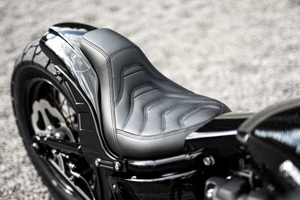 PREDATOR SITZ LANG FÜR BOBBSTR HECKFENDER FÜR SOFTAIL MODELLE (2018–2026)