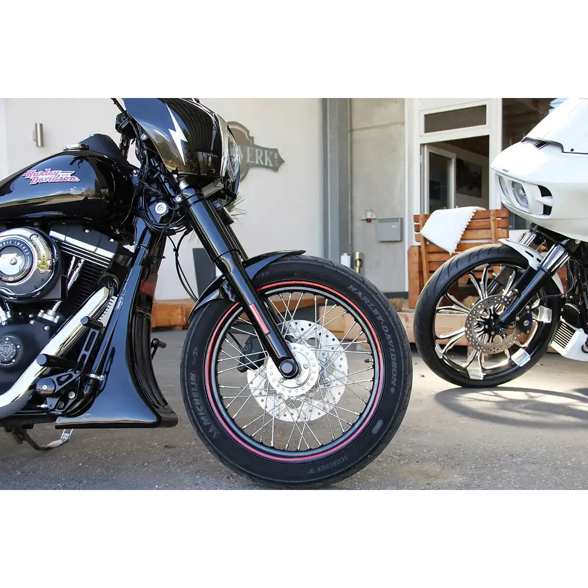 FRONTFENDER CLUBSTYLE FÜR DYNA (07-17) & SOFTAIL AB (2018)