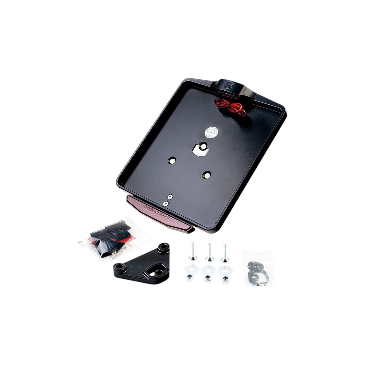 KENNZEICHENHALTER – MITTIGER KENNZEICHENHALTER FÜR HARLEY-DAVIDSON TOURING CVO (AB 2023) / STREET GLIDE UND ROAD GLIDE (AB 2024)