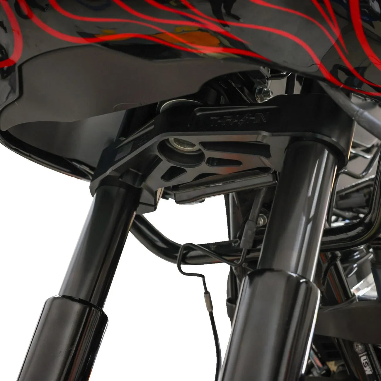 UNTERE GABELBRÜCKE FÜR ROAD GLIDE 117 2024–2025 – Produktbild 2