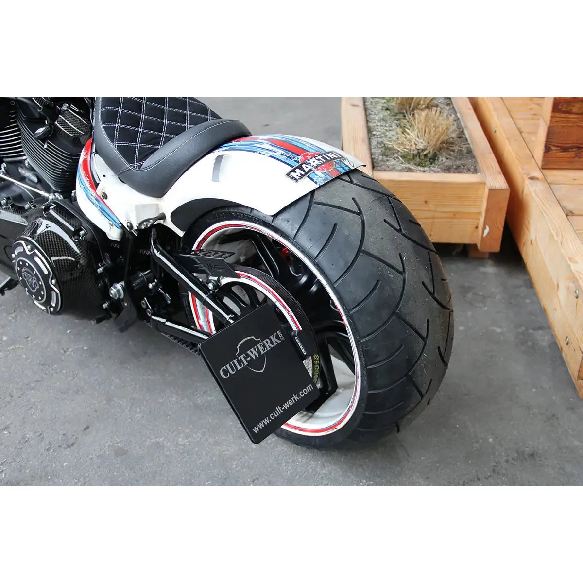 CULT-WERK - KENNZEICHENHALTER MIT TÜV FÜR SOFTAIL AB (2018)