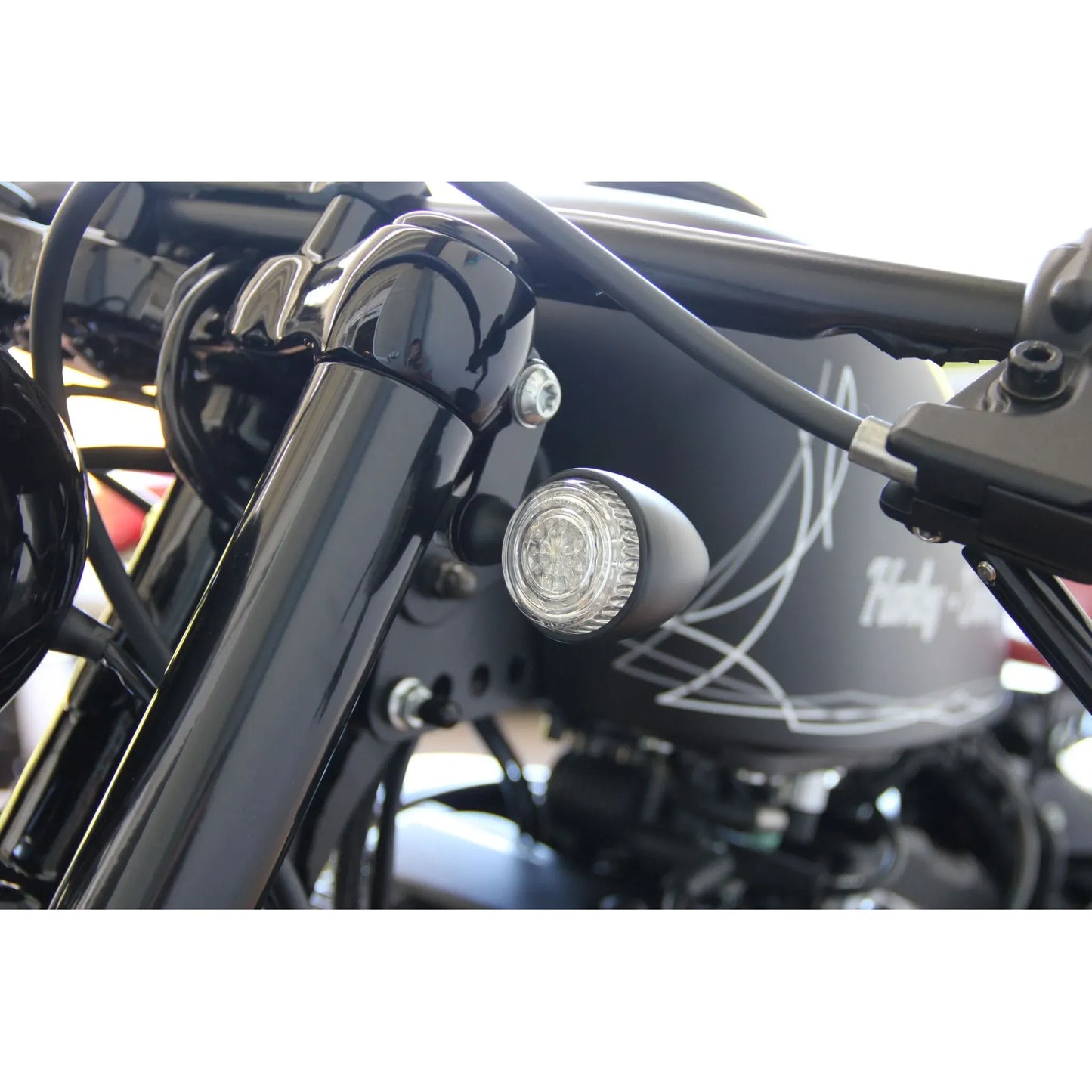 Blinkerhalter Vorne für Harley-Davidson Sportster XL (1986–2015) – Bild 4
